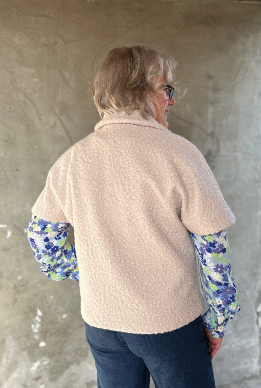 A168 – Bodywarmer met Aangeknipte Mouw - Afbeelding 3