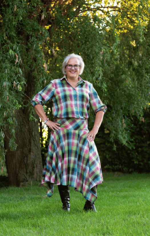 A191 Pipa – rok & blouse